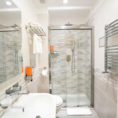 Guest house Archi Di 3*